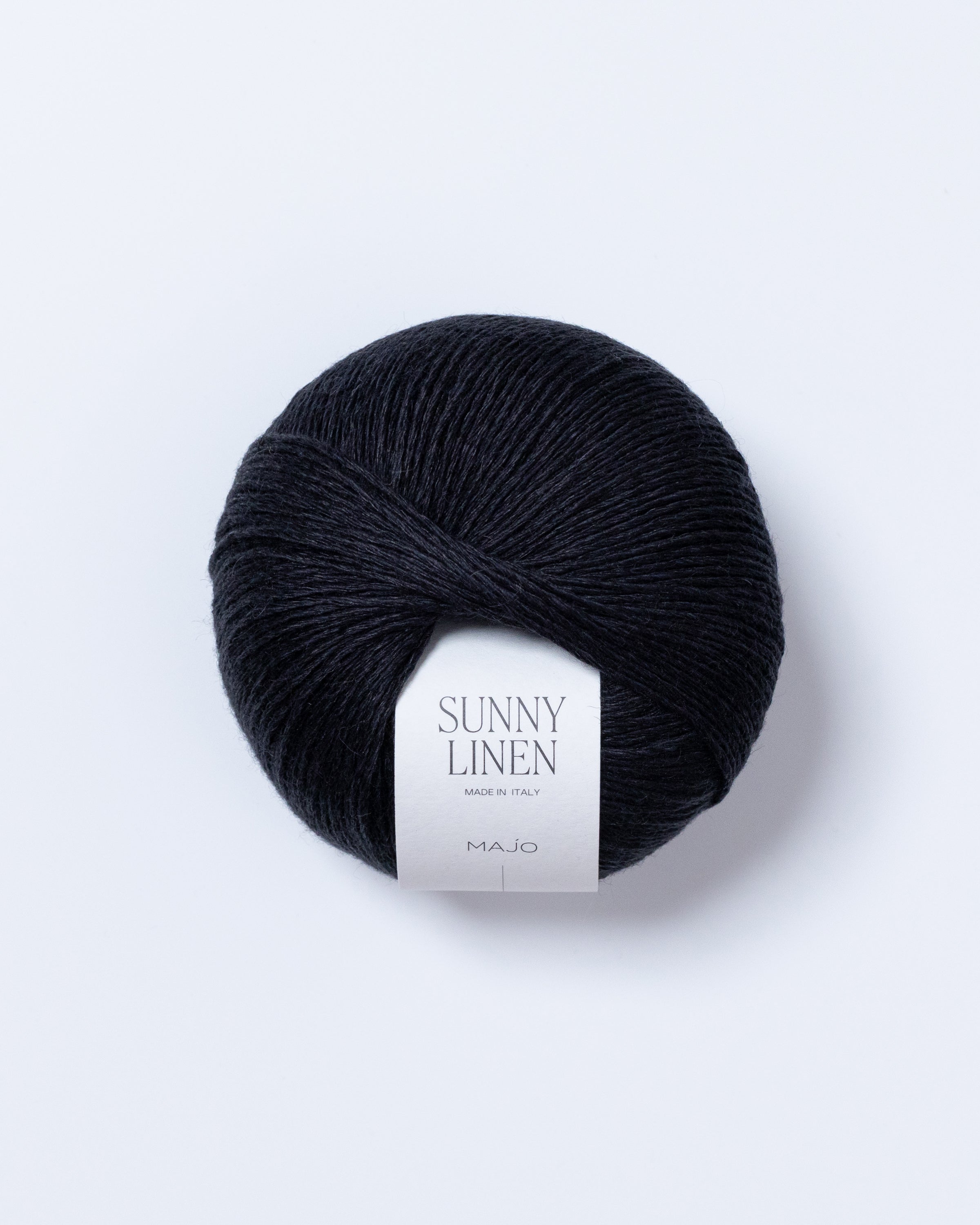 Sunny Linen — in cu baby alpaca și bumbac Black — detaliu fir Majo Garn