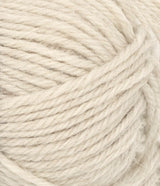Sandnes Peer Gynt 2641 Naturmelert, close-up fir