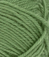 Sandnes Peer Gynt 8753 Vineyard green, close-up fir