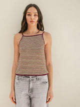 Sandnes 2504 Nr. 8 - West Singlet — detaliu model tricotat Sandnes Garn