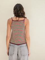 Sandnes 2504 Nr. 8 - West Singlet — detaliu model tricotat Sandnes Garn
