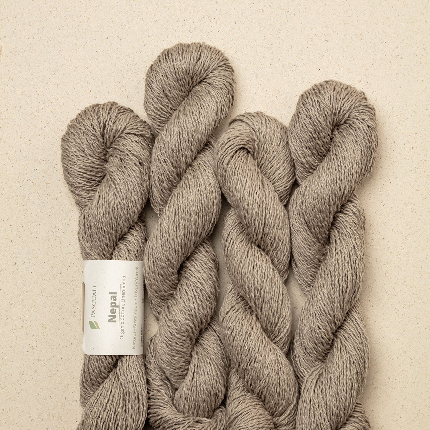 Pascuali NEPAL - 60% bumbac organic & 40% in Taupe — detaliu fir Pascuali