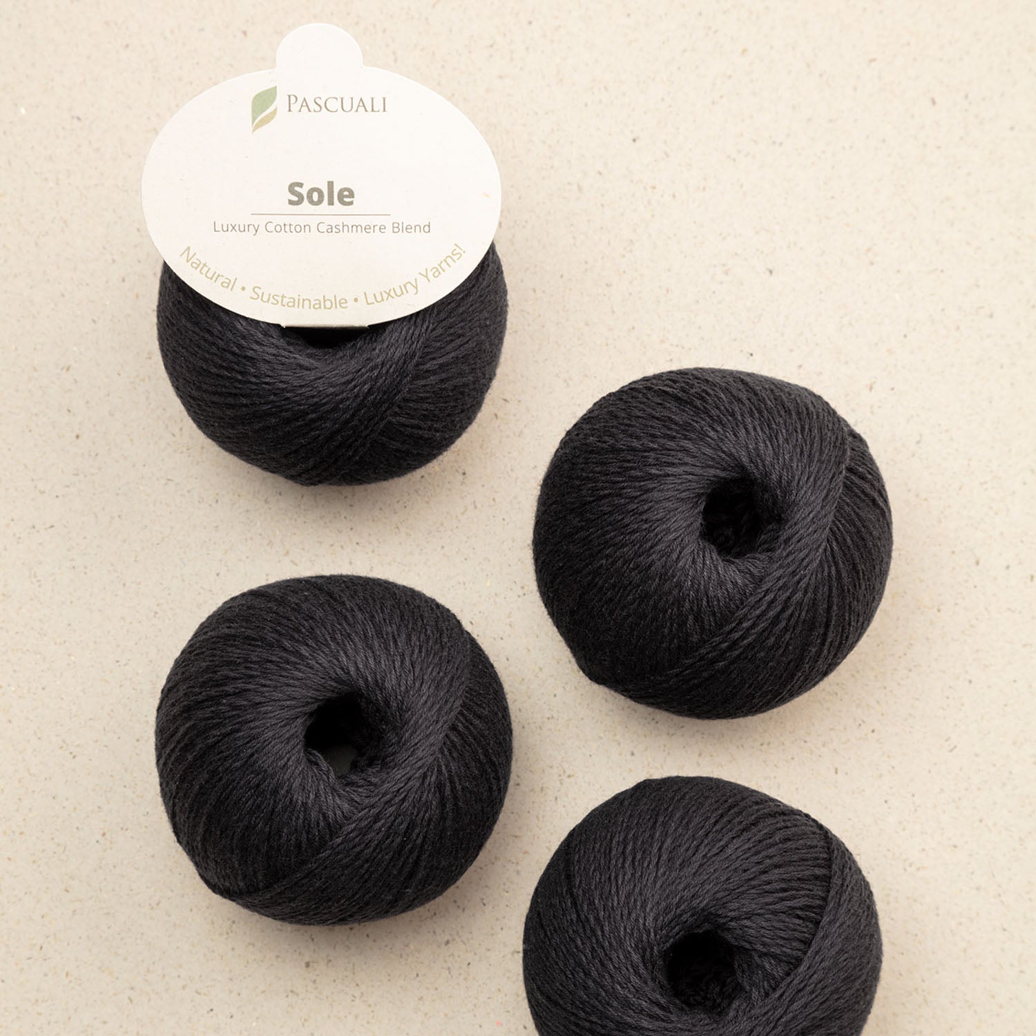 Pascuali SOLE - 90% bumbac Pima & 10% cașmir Black — detaliu fir Pascuali