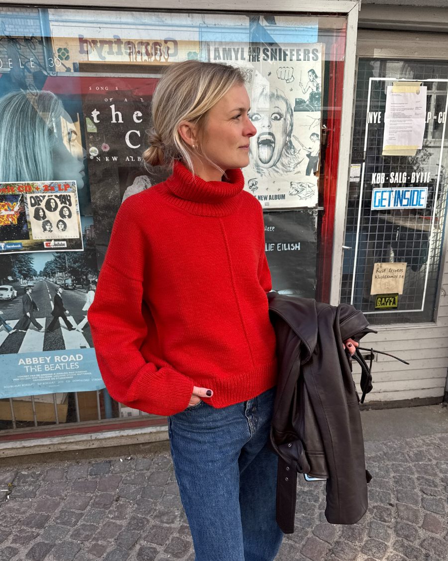 Scarlet Sweater, tipar PetiteKnit